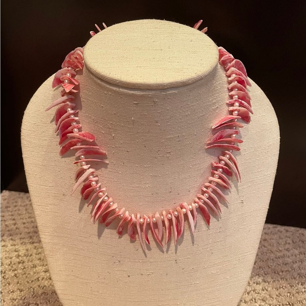 Vintage puka shell & pearl unique necklace